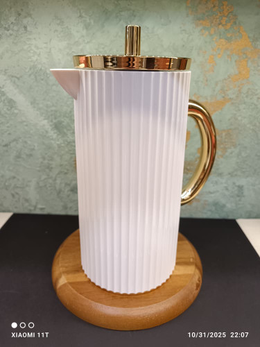 سر و دسته طلایی